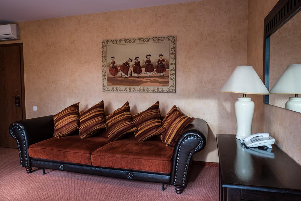 Grafo Zubovo Hotel & Spa Bubiai Esterno foto